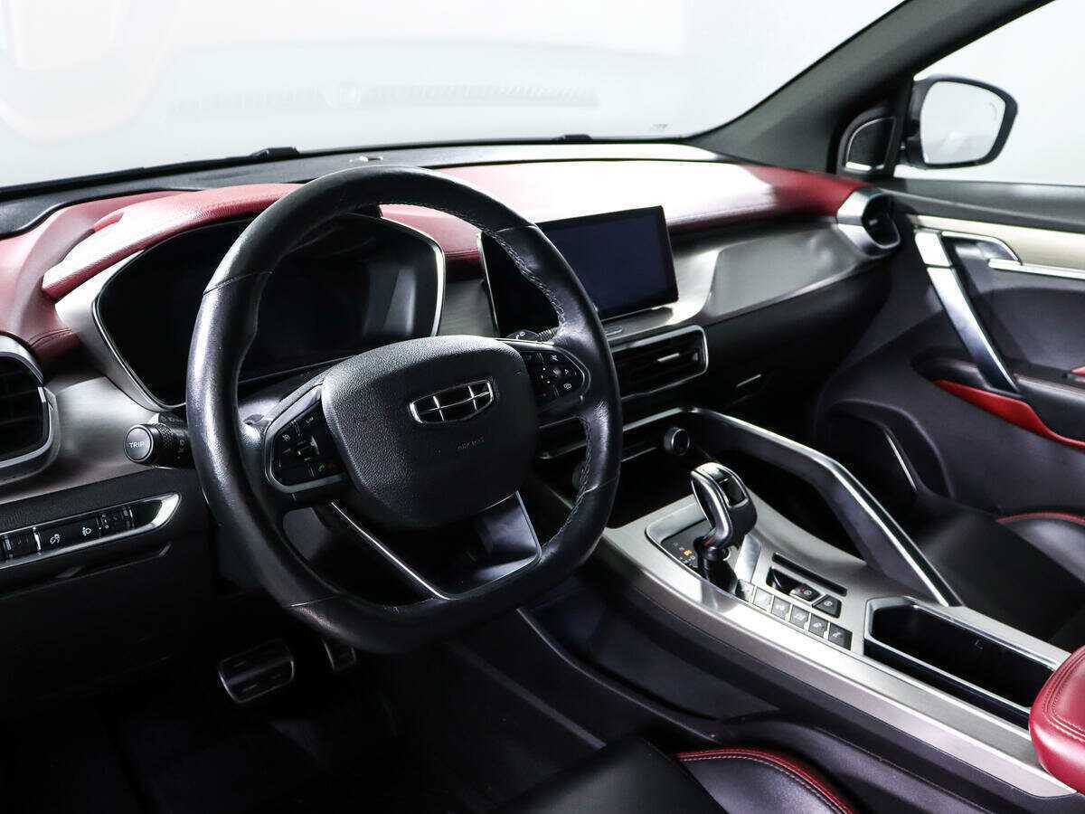 Geely Coolray с пробегом — 2020 год. Фото: #10