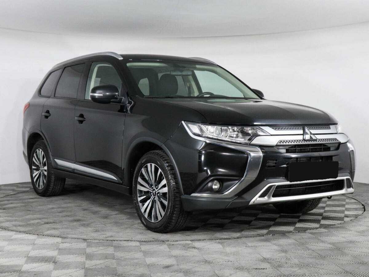 Mitsubishi Outlander с пробегом — 2019 год. Фото: #2