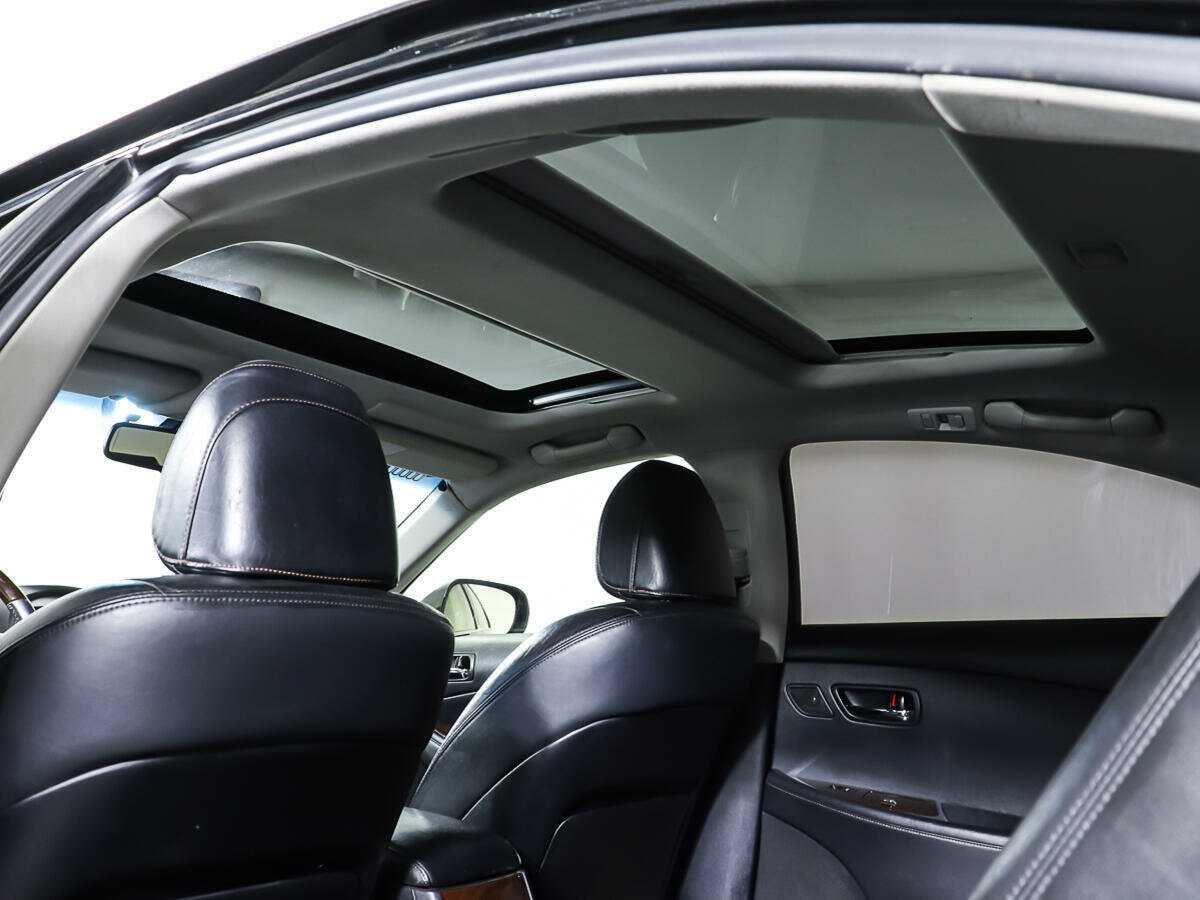 Lexus ES с пробегом — 2012 год. Фото: #18