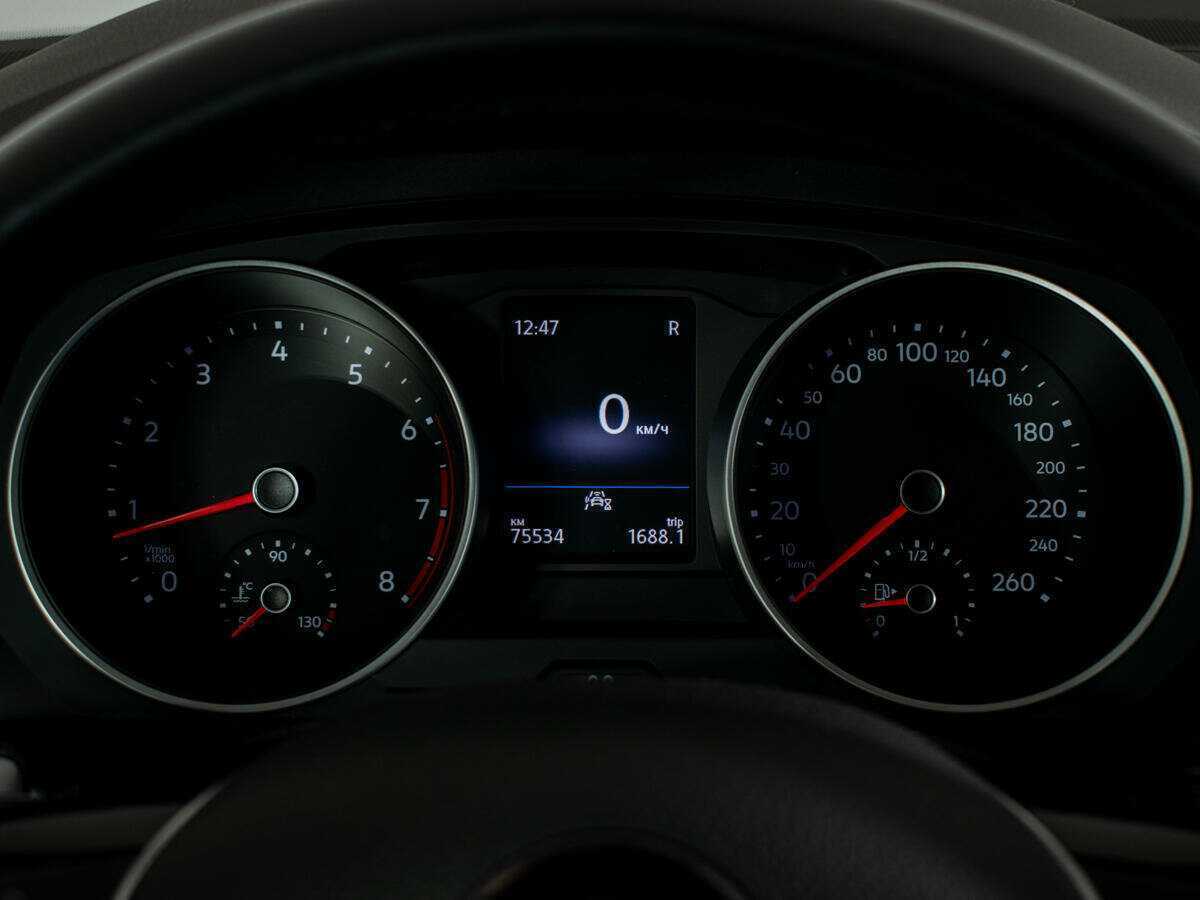 Volkswagen Tiguan с пробегом — 2020 год. Фото: #9