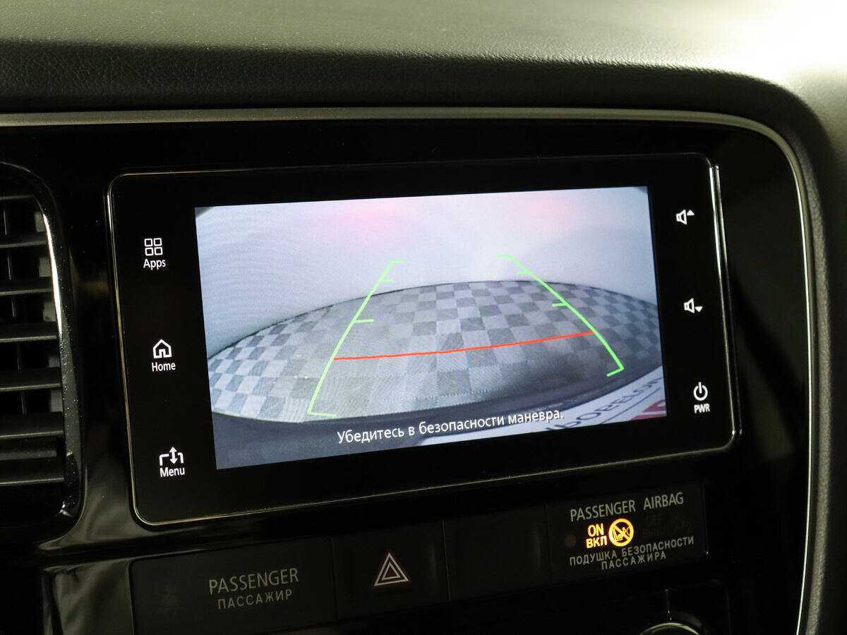 Mitsubishi Outlander с пробегом — 2018 год. Фото: #12