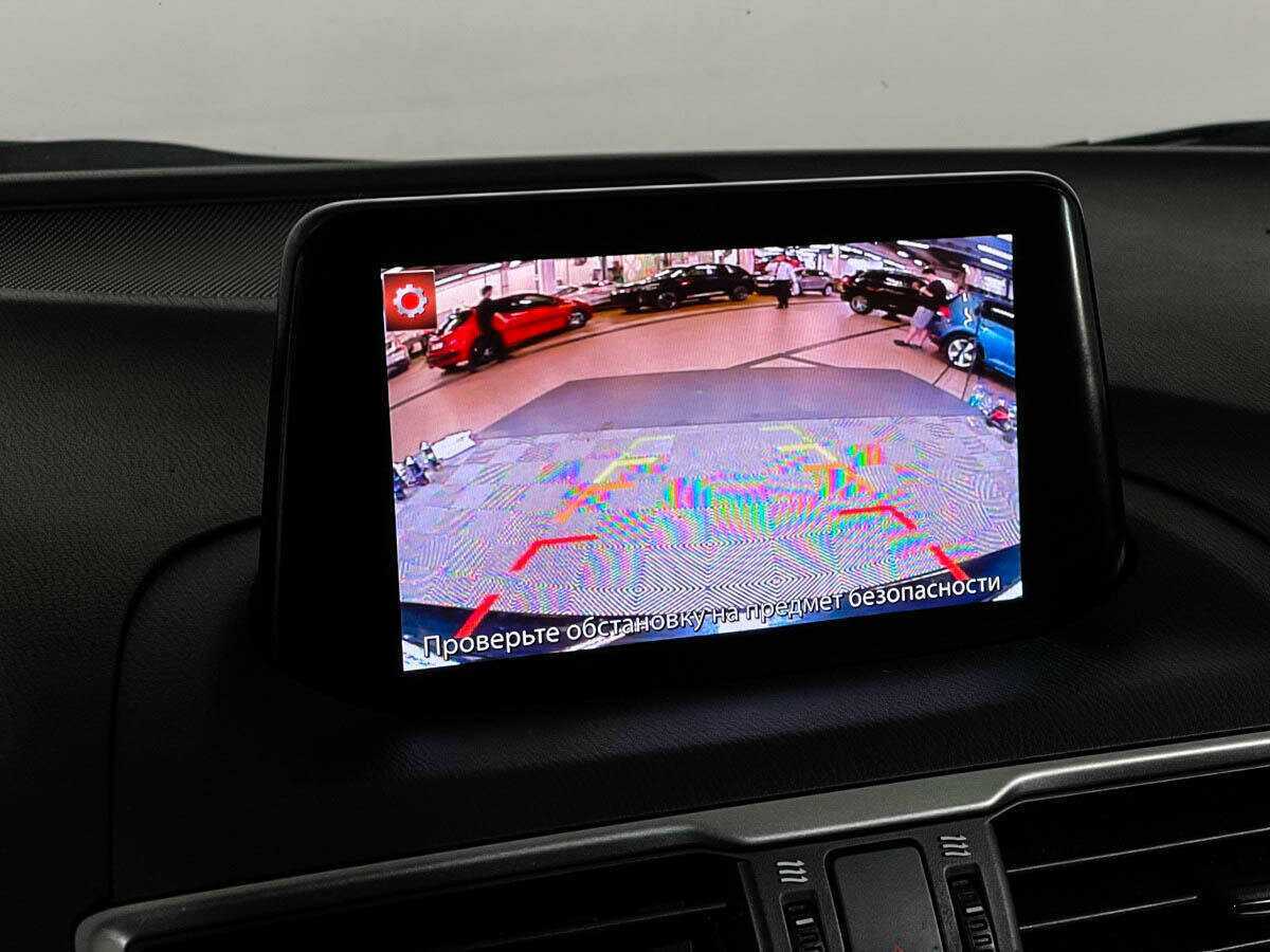 Mazda 3 с пробегом — 2017 год. Фото: #12