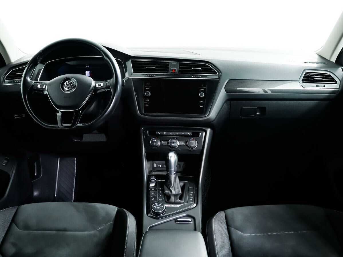 Volkswagen Tiguan с пробегом — 2017 год. Фото: #8