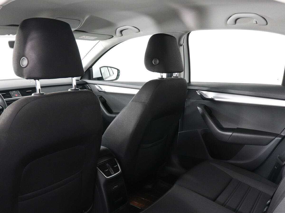 Skoda Octavia с пробегом — 2019 год. Фото: #11