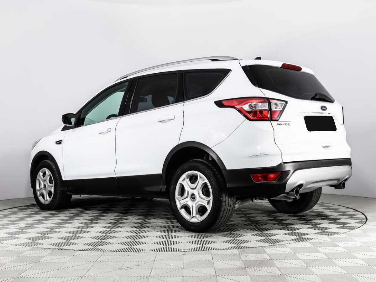 Ford Kuga с пробегом — 2017 год. Фото: #4