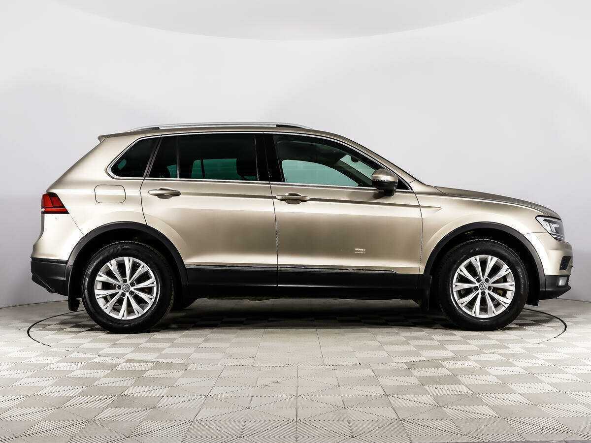 Volkswagen Tiguan с пробегом — 2017 год. Фото: #3