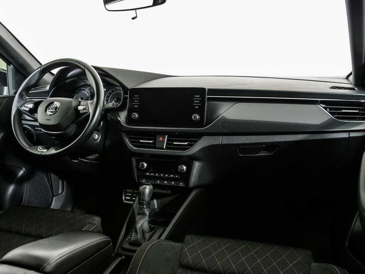 Skoda Rapid с пробегом — 2021 год. Фото: #6