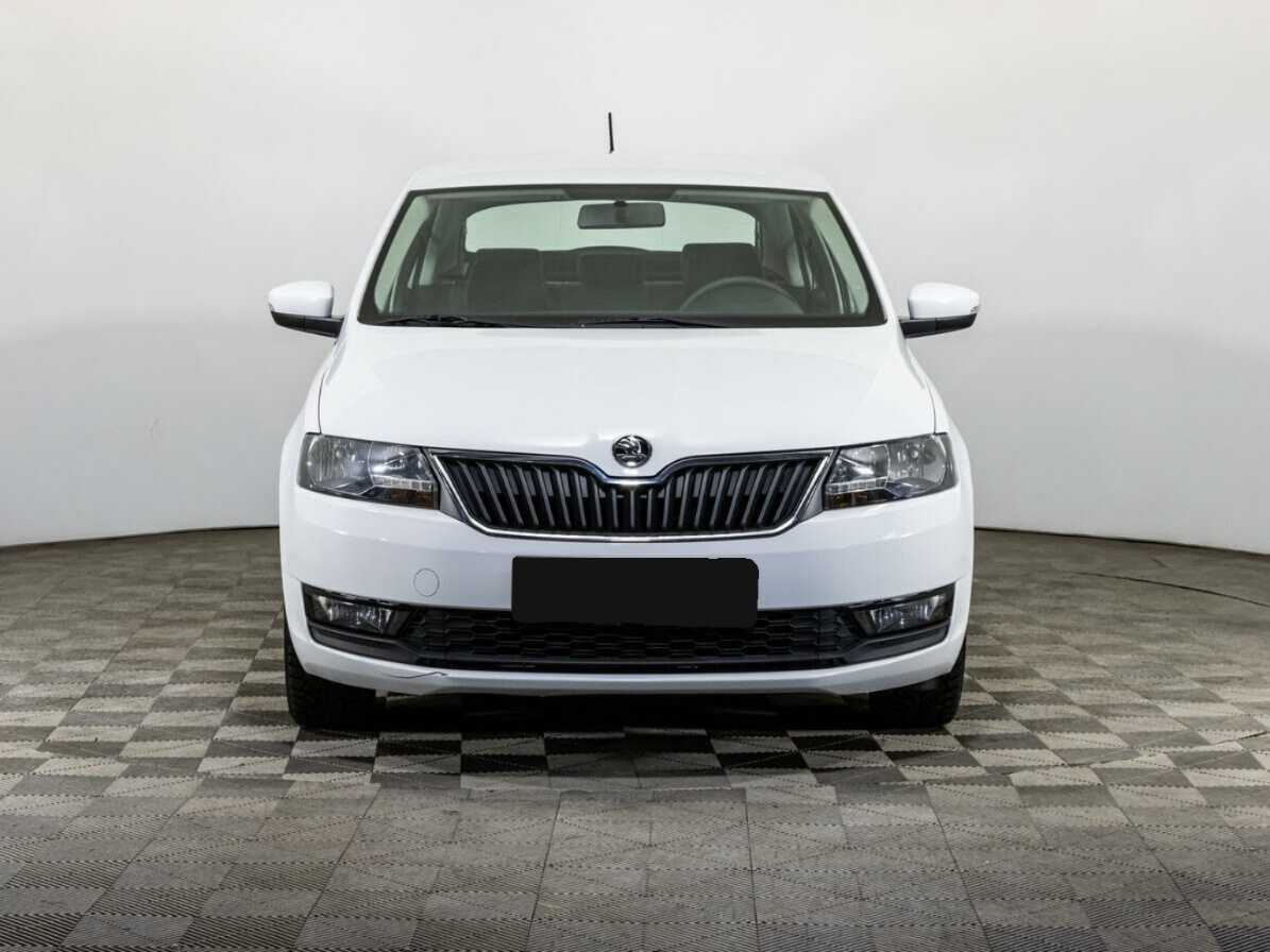 Skoda Rapid с пробегом — 2019 год. Фото: #1