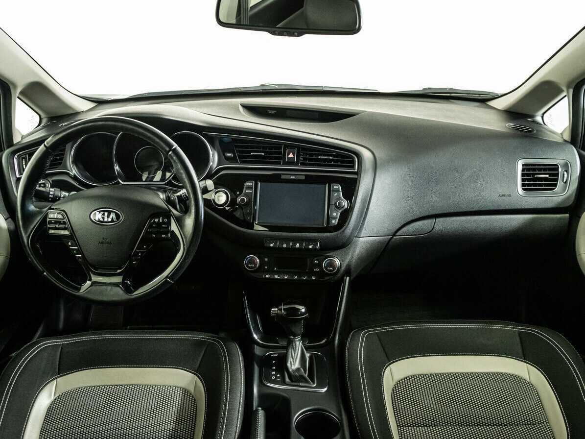 Kia Ceed с пробегом — 2017 год. Фото: #12