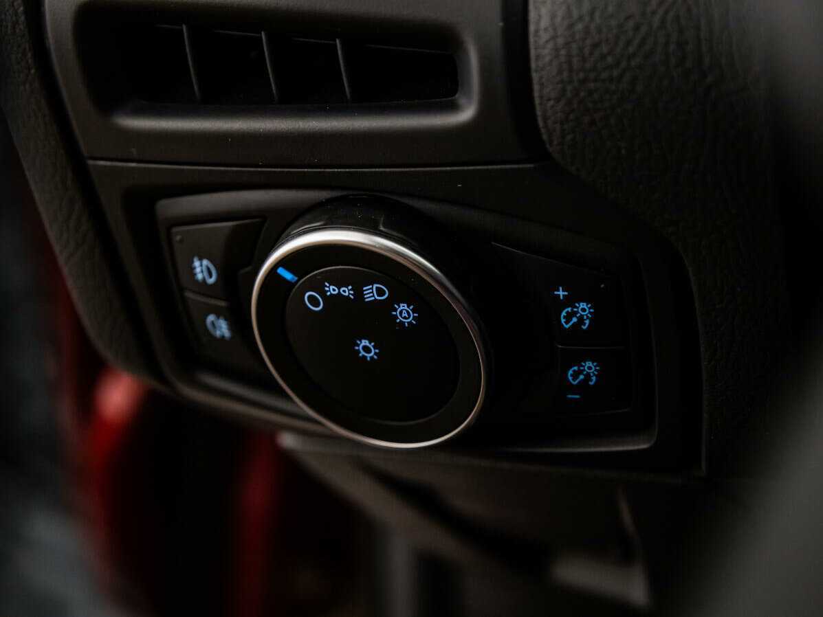 Ford Focus с пробегом — 2018 год. Фото: #18