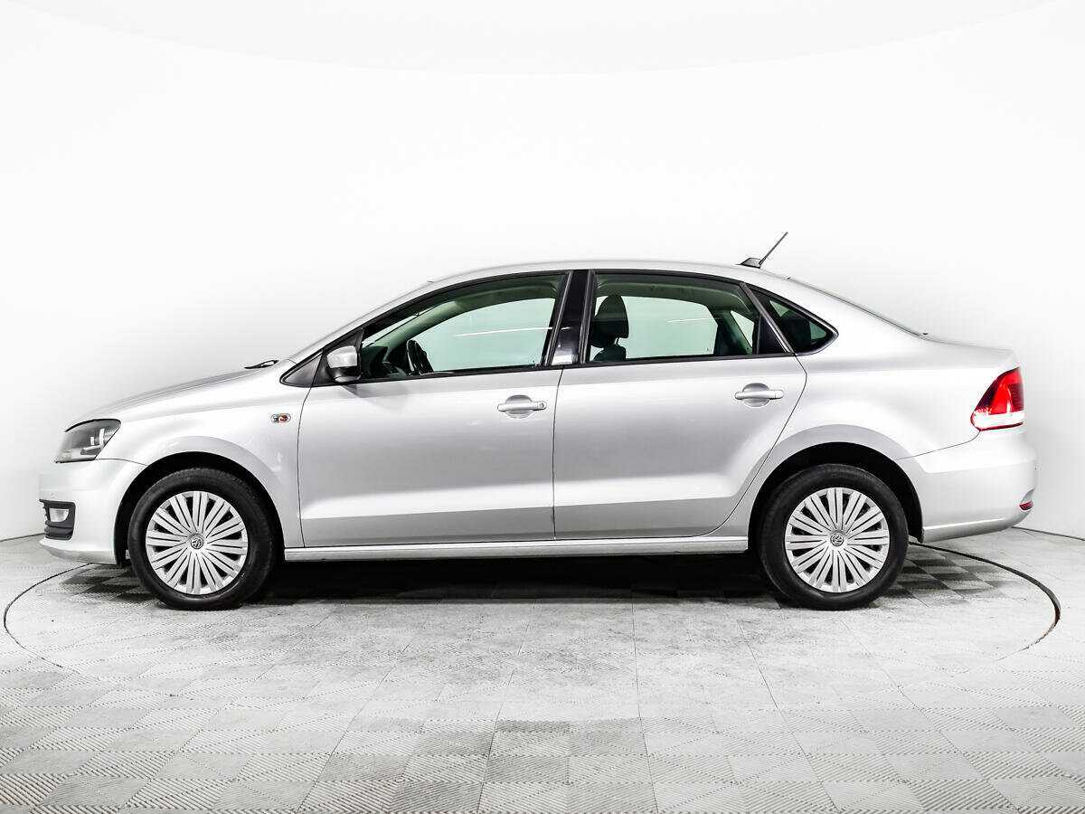Volkswagen Polo с пробегом — 2017 год. Фото: #7