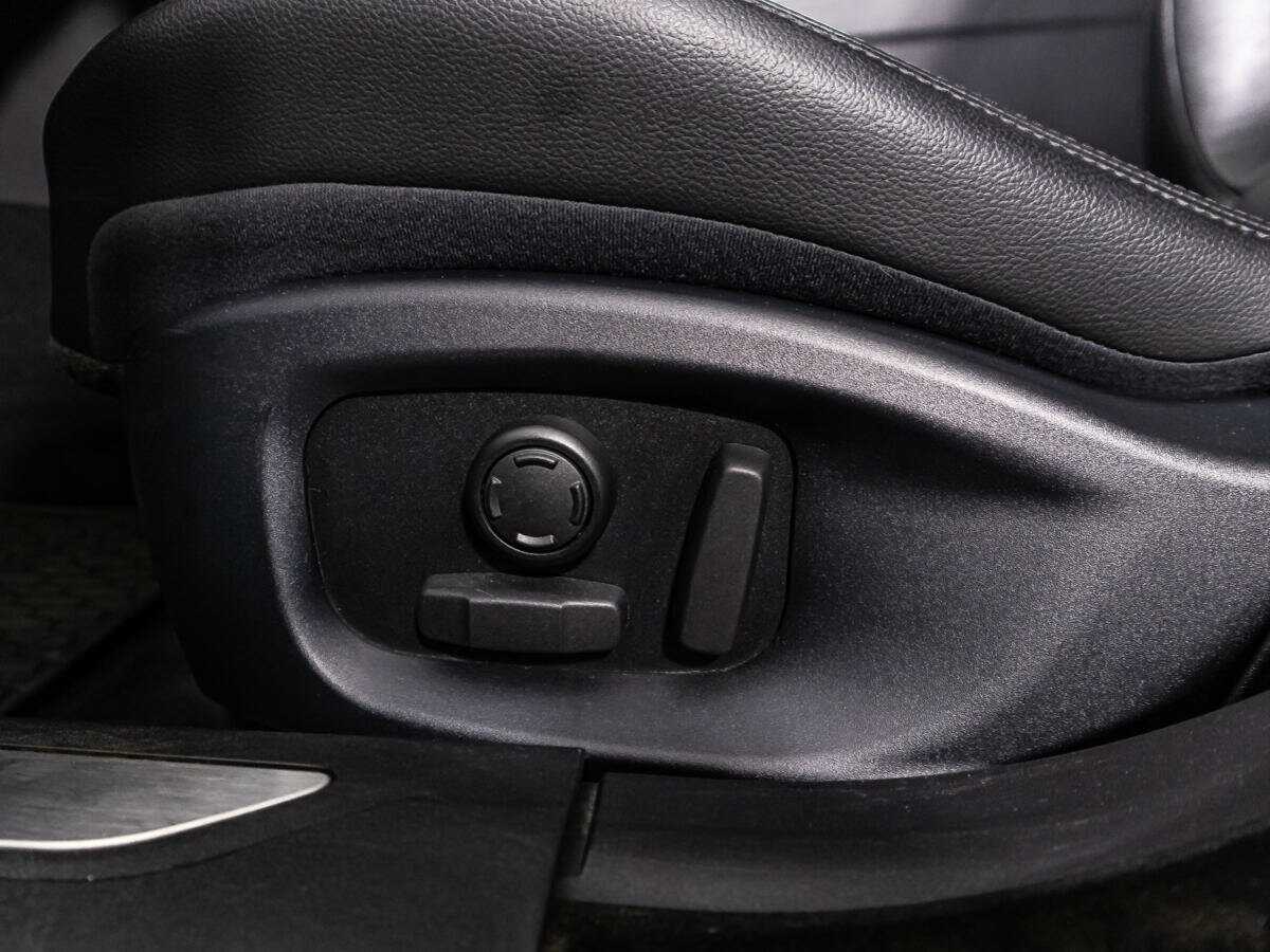 Jaguar XF с пробегом — 2016 год. Фото: #15