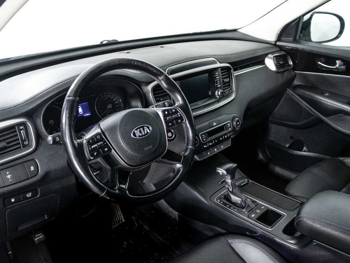 Kia Sorento с пробегом — 2019 год. Фото: #10