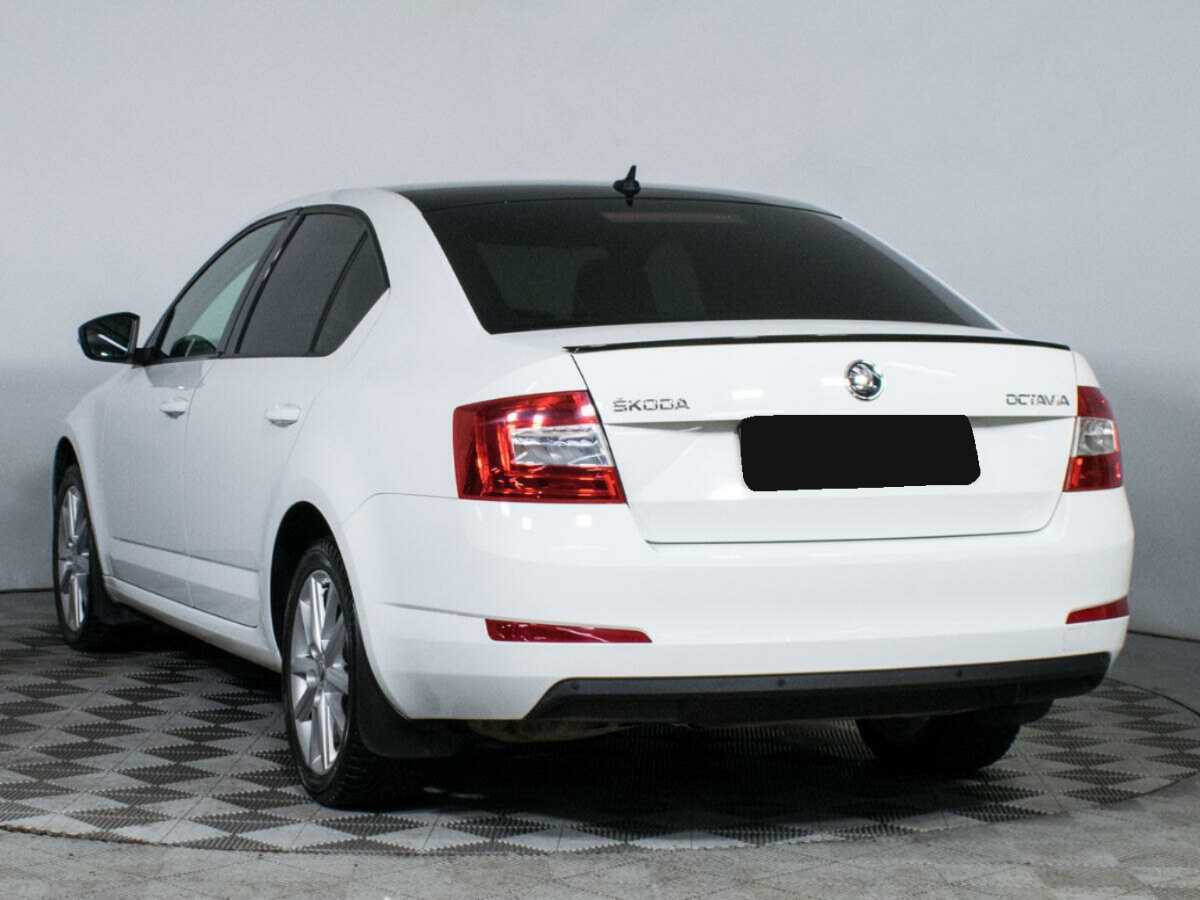 Skoda Octavia с пробегом — 2016 год. Фото: #6
