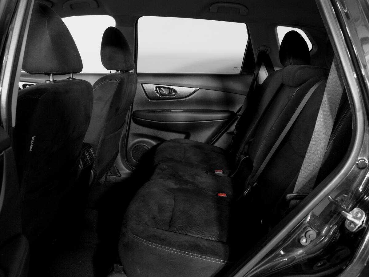 Nissan X-Trail с пробегом — 2015 год. Фото: #7