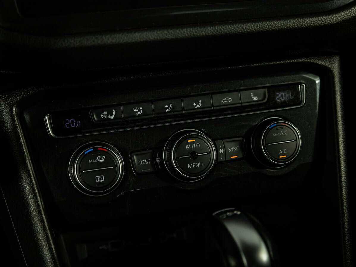 Volkswagen Tiguan с пробегом — 2018 год. Фото: #18