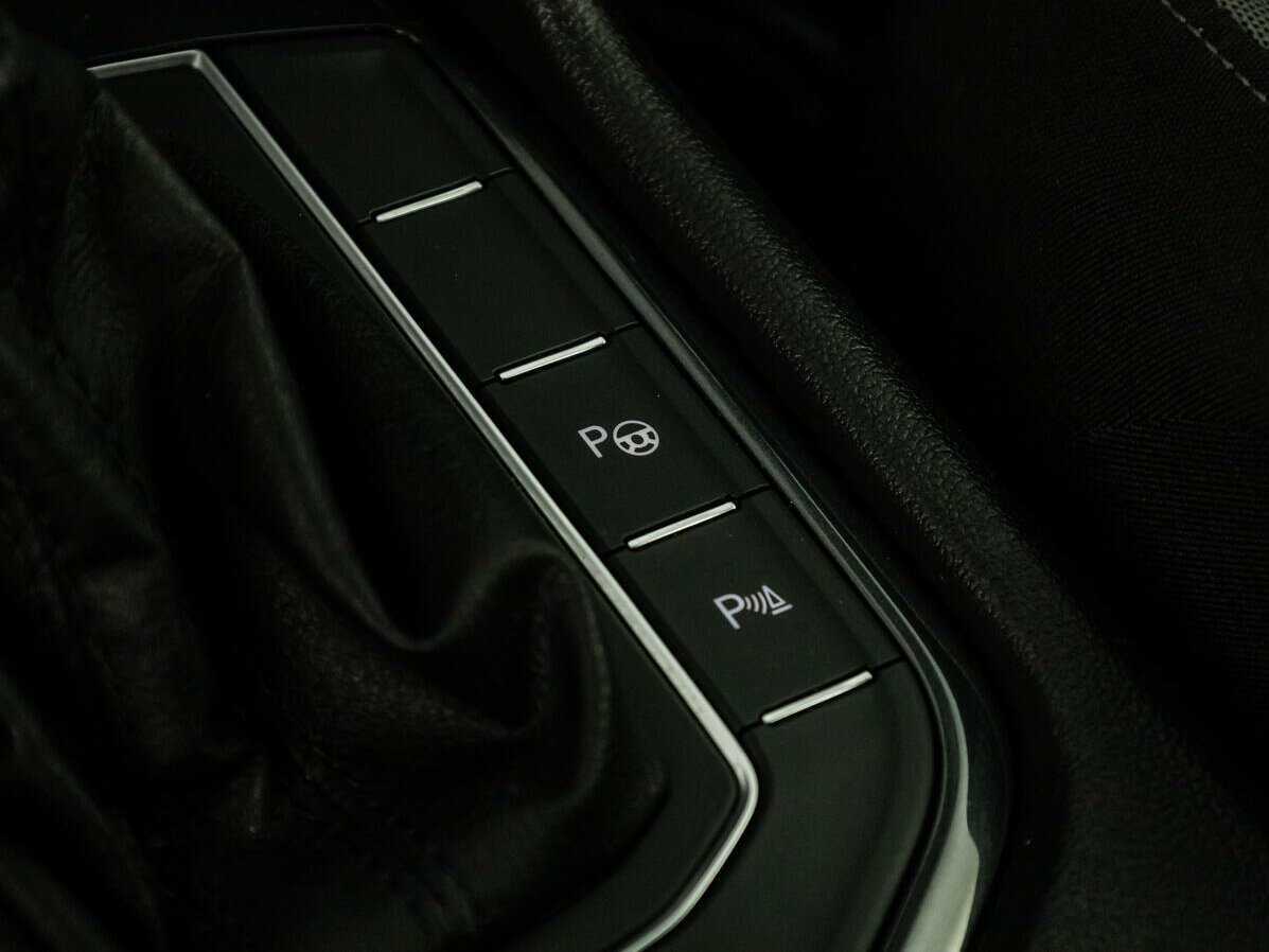 Volkswagen Tiguan с пробегом — 2018 год. Фото: #20