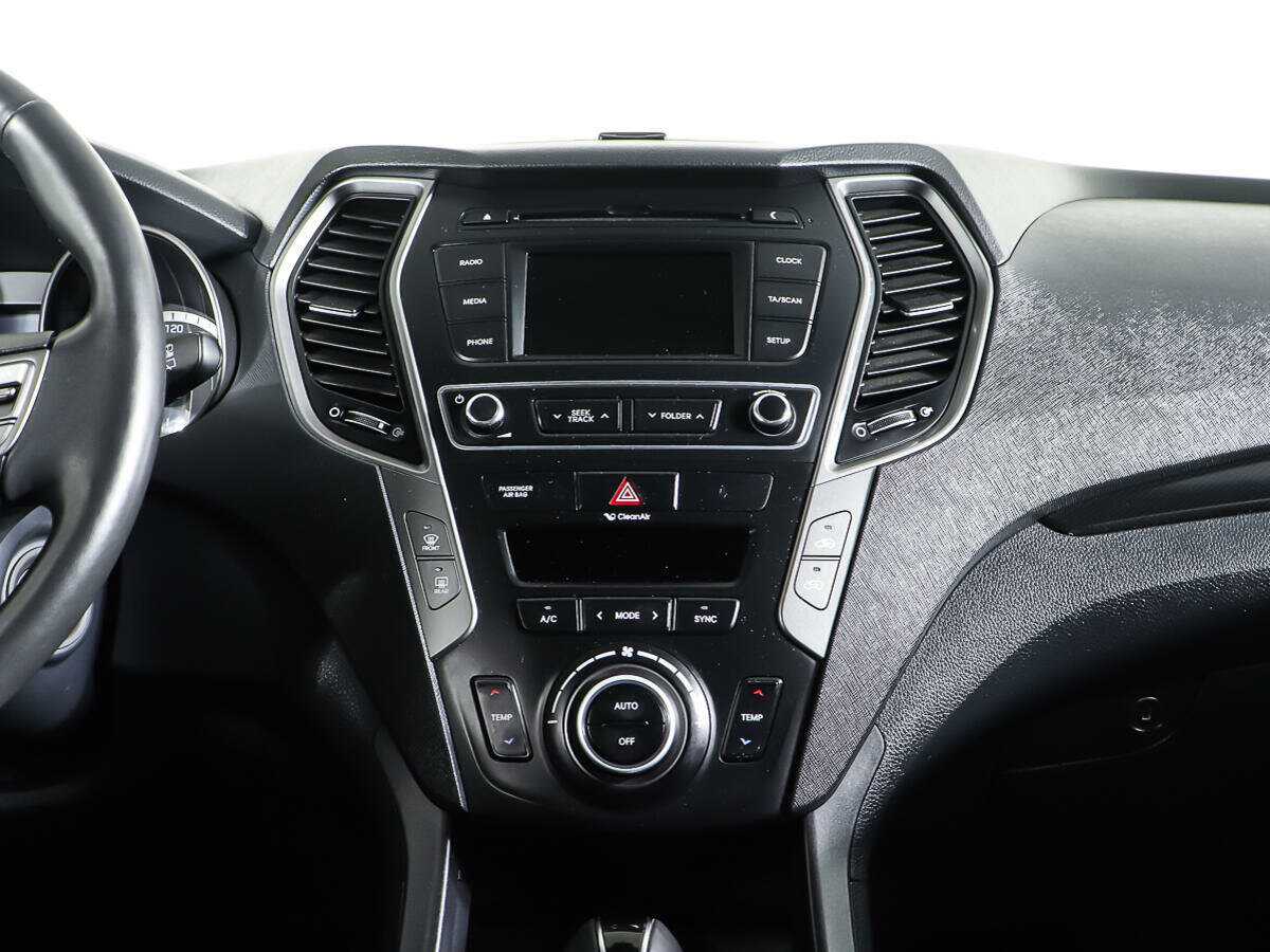 Hyundai Santa Fe с пробегом — 2016 год. Фото: #11