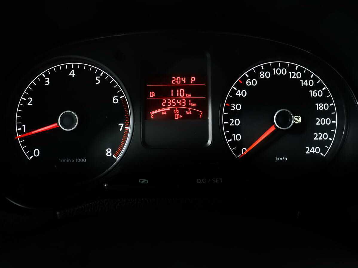 Volkswagen Polo с пробегом — 2012 год. Фото: #9