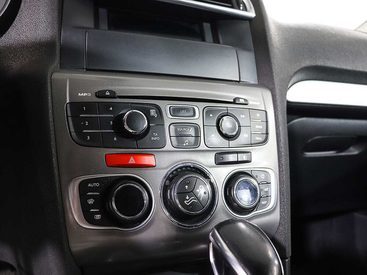 Citroen C4 с пробегом — 2017 год. Фото: #16