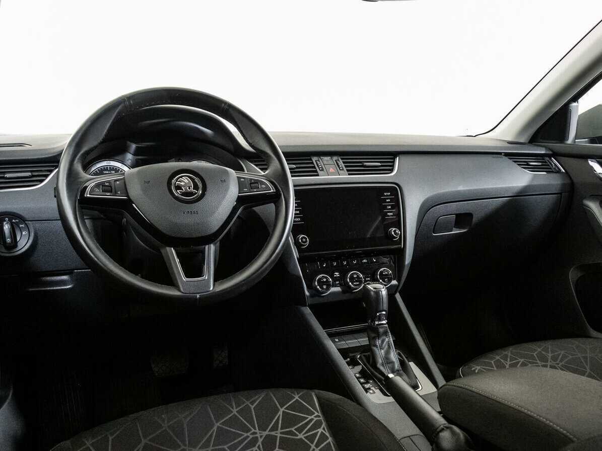 Skoda Octavia с пробегом — 2019 год. Фото: #8
