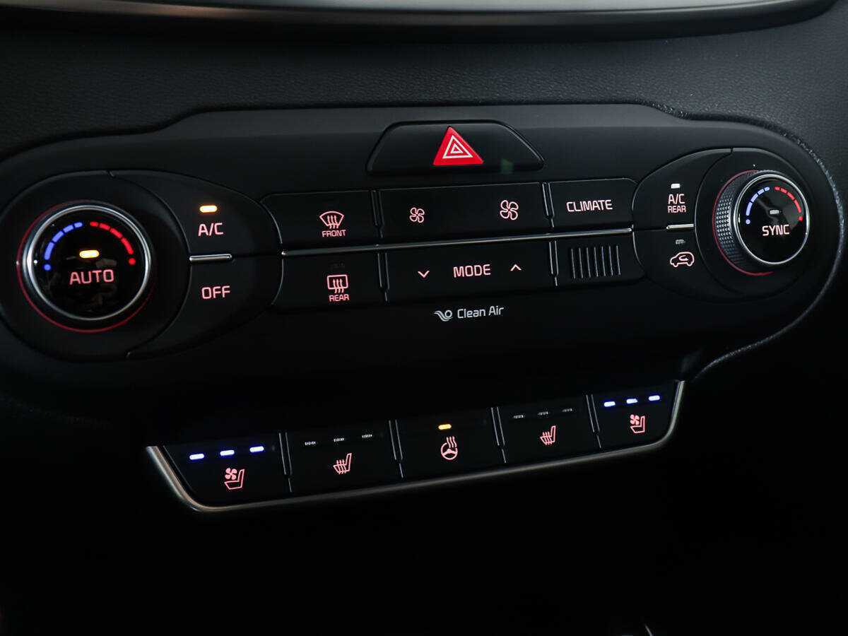 Kia Sorento с пробегом — 2017 год. Фото: #24