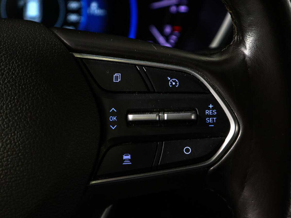 Hyundai Santa Fe с пробегом — 2020 год. Фото: #14