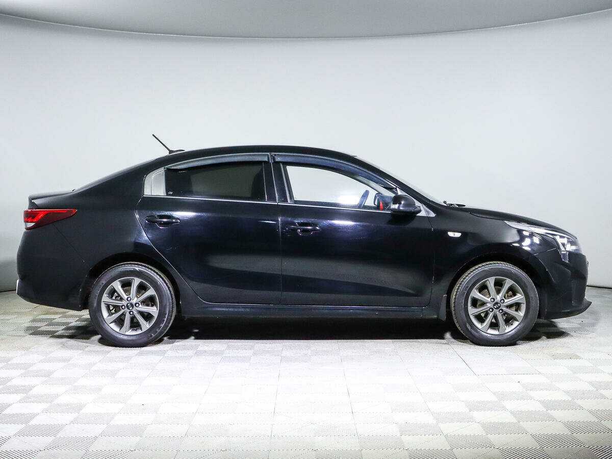 Kia Rio с пробегом — 2020 год. Фото: #3