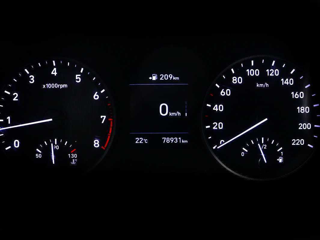 Hyundai Solaris с пробегом — 2019 год. Фото: #9