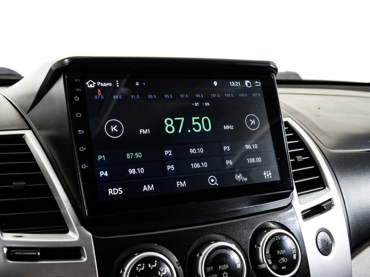 Mitsubishi Pajero Sport с пробегом — 2014 год. Фото: #11