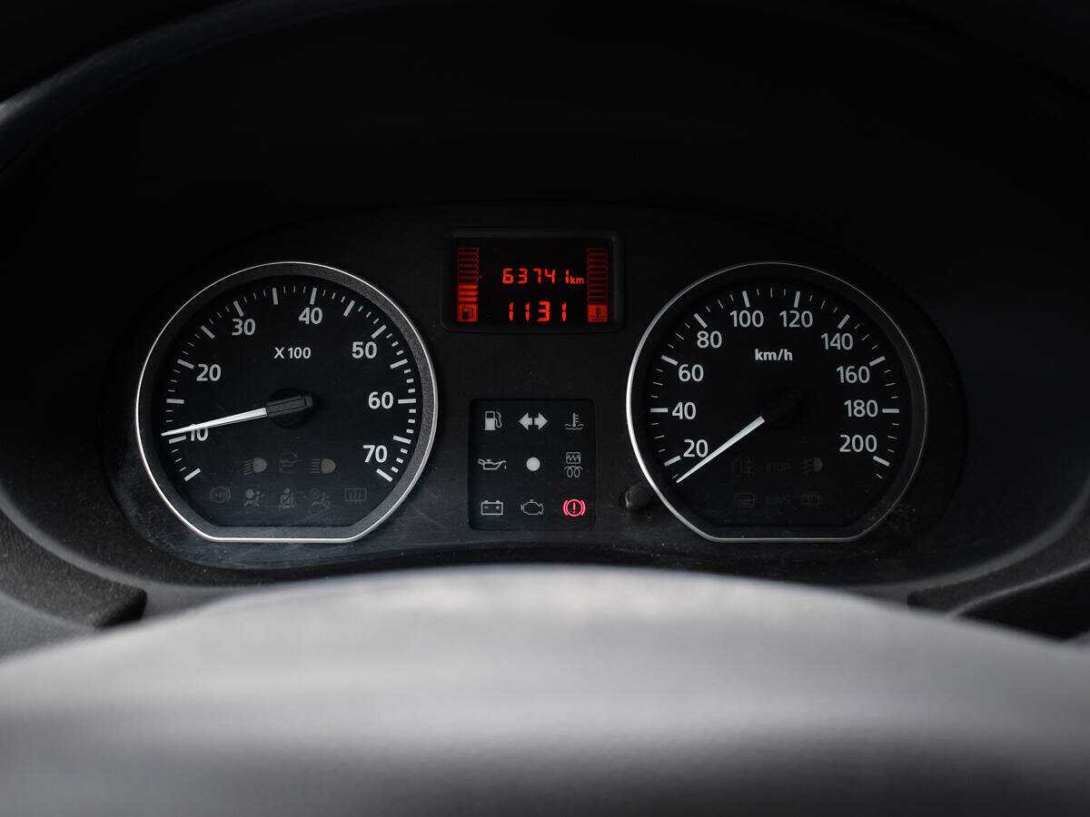 Nissan Almera с пробегом — 2014 год. Фото: #7