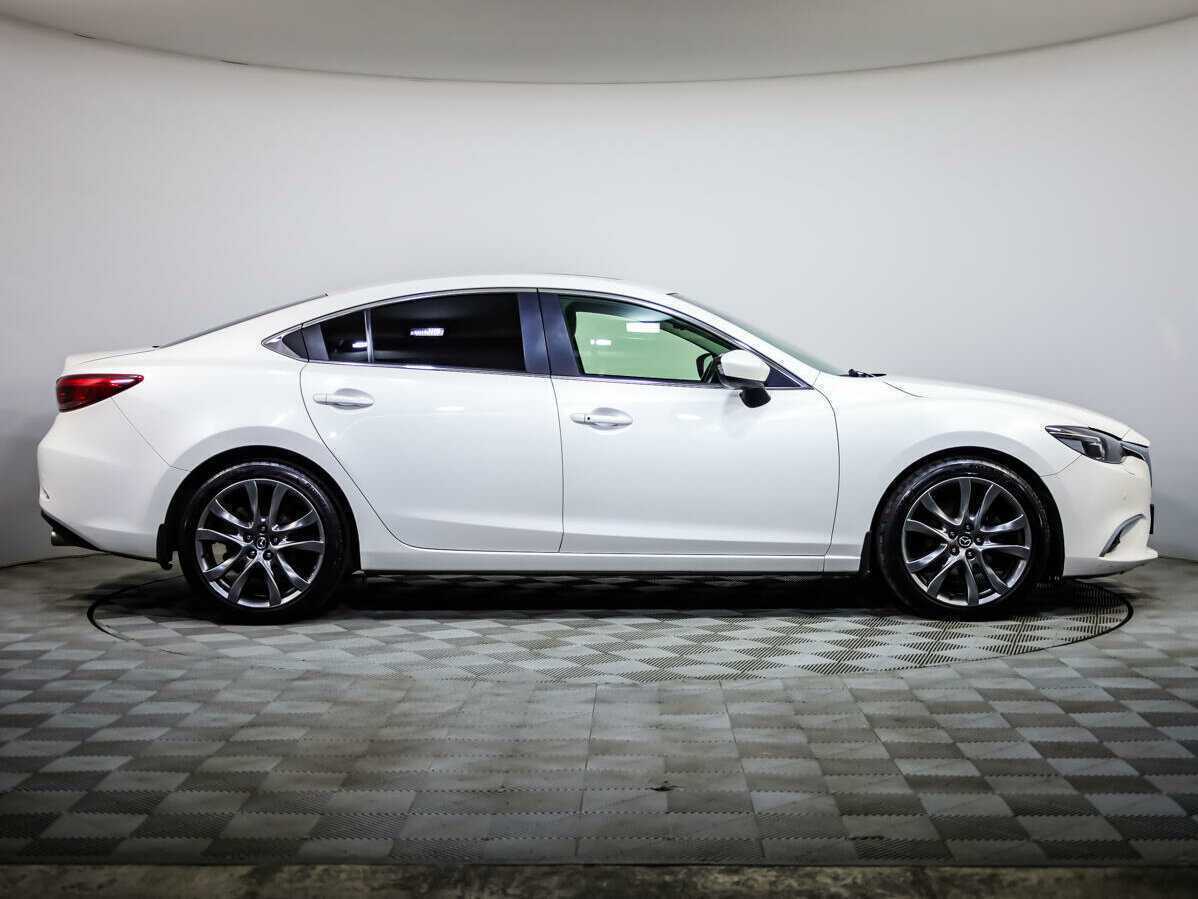 Mazda 6 с пробегом — 2015 год. Фото: #2