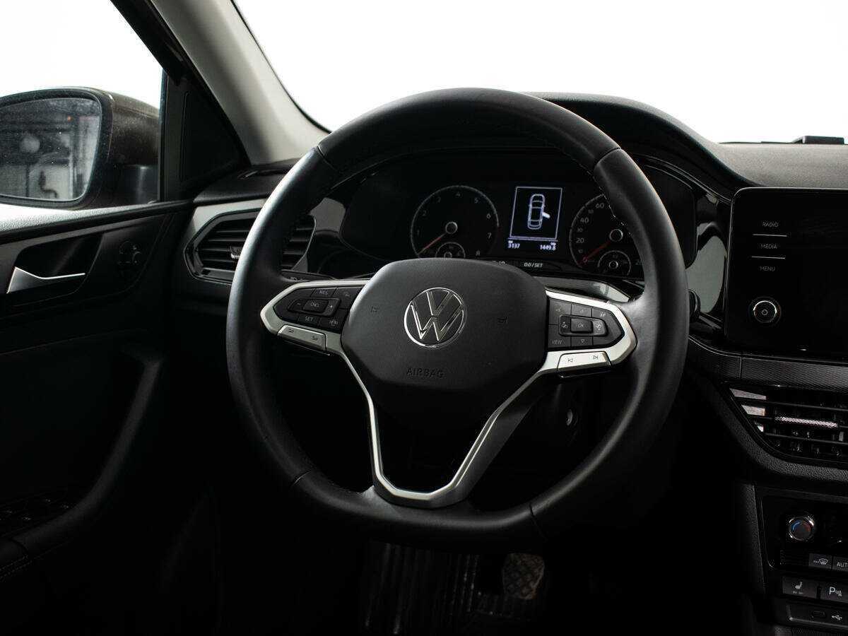 Volkswagen Polo с пробегом — 2022 год. Фото: #13