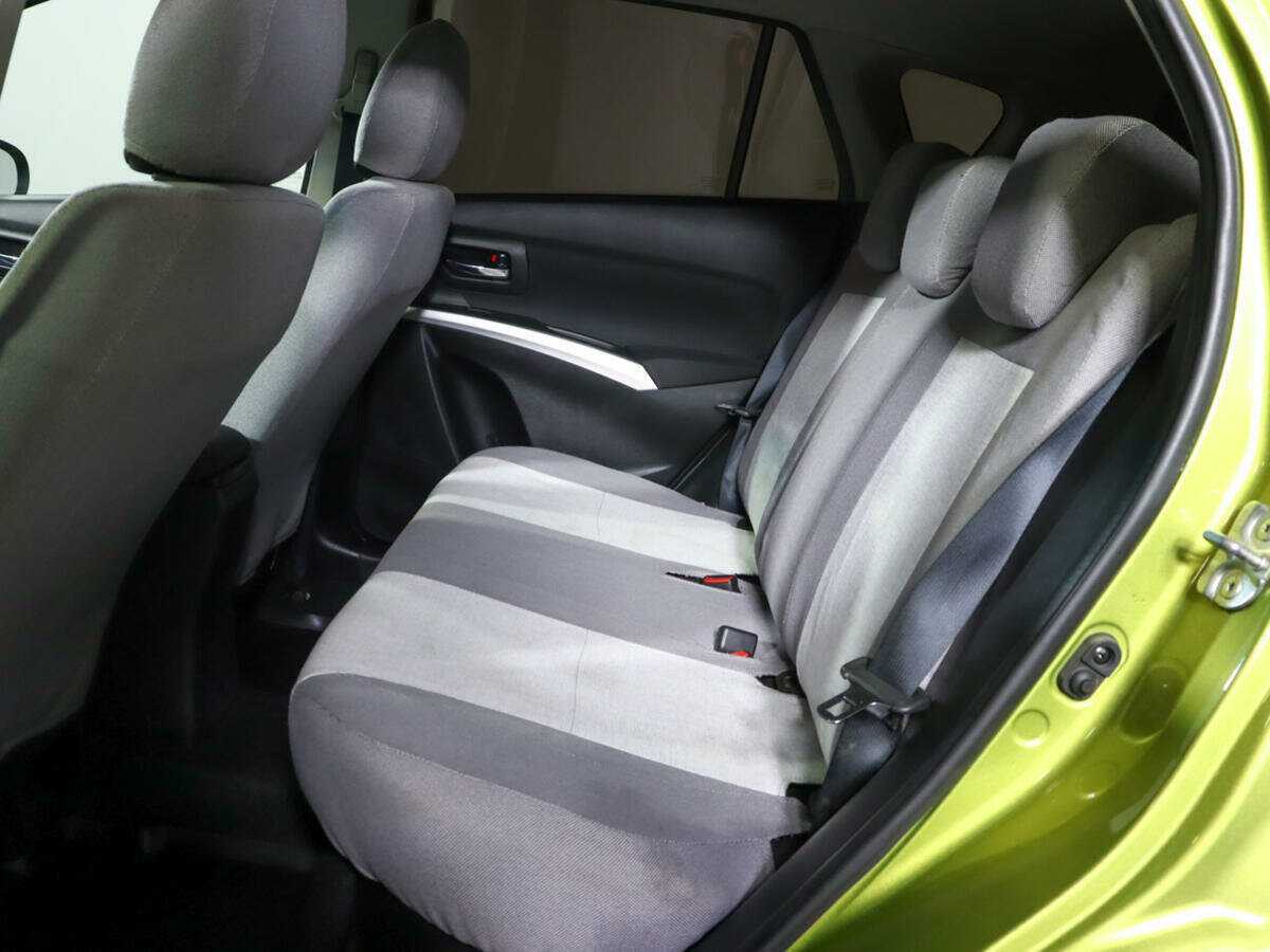 Suzuki SX4 с пробегом — 2014 год. Фото: #9