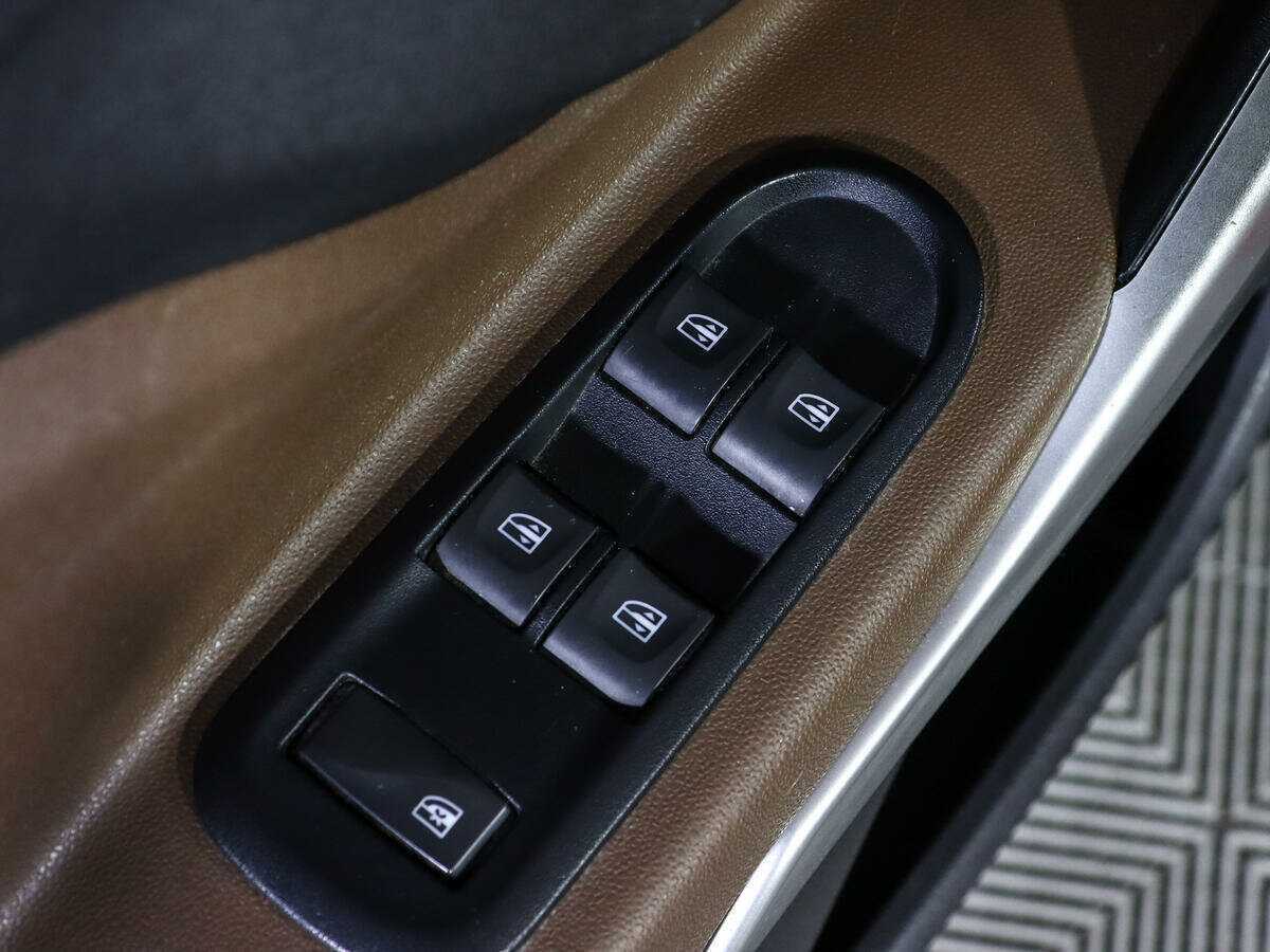 Lada (ВАЗ) XRAY с пробегом — 2016 год. Фото: #14