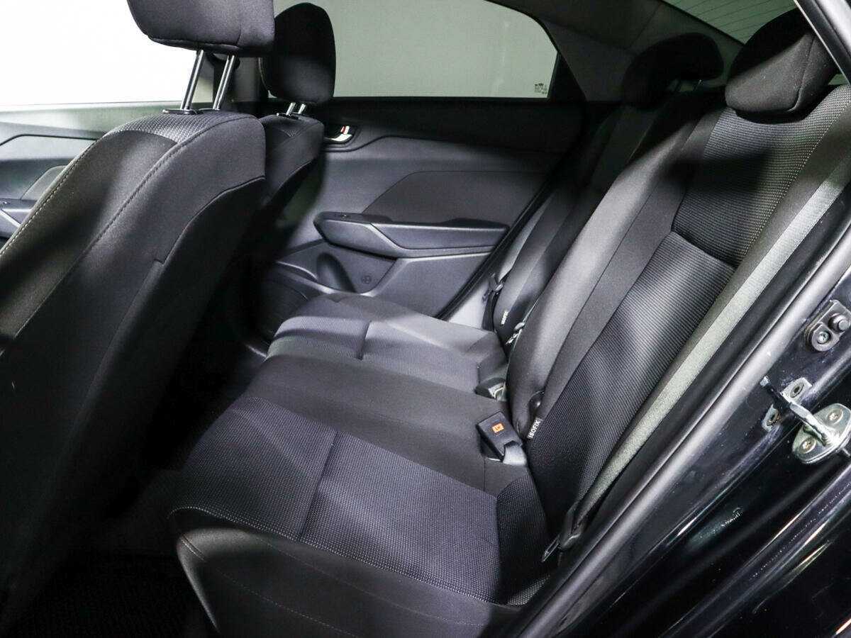 Hyundai Solaris с пробегом — 2021 год. Фото: #7