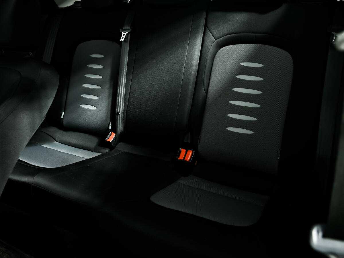 Kia Ceed с пробегом — 2013 год. Фото: #11