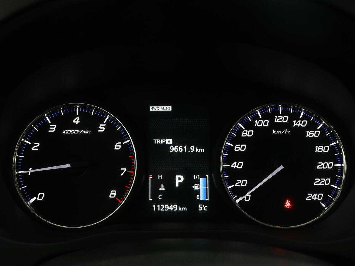 Mitsubishi Outlander с пробегом — 2013 год. Фото: #10