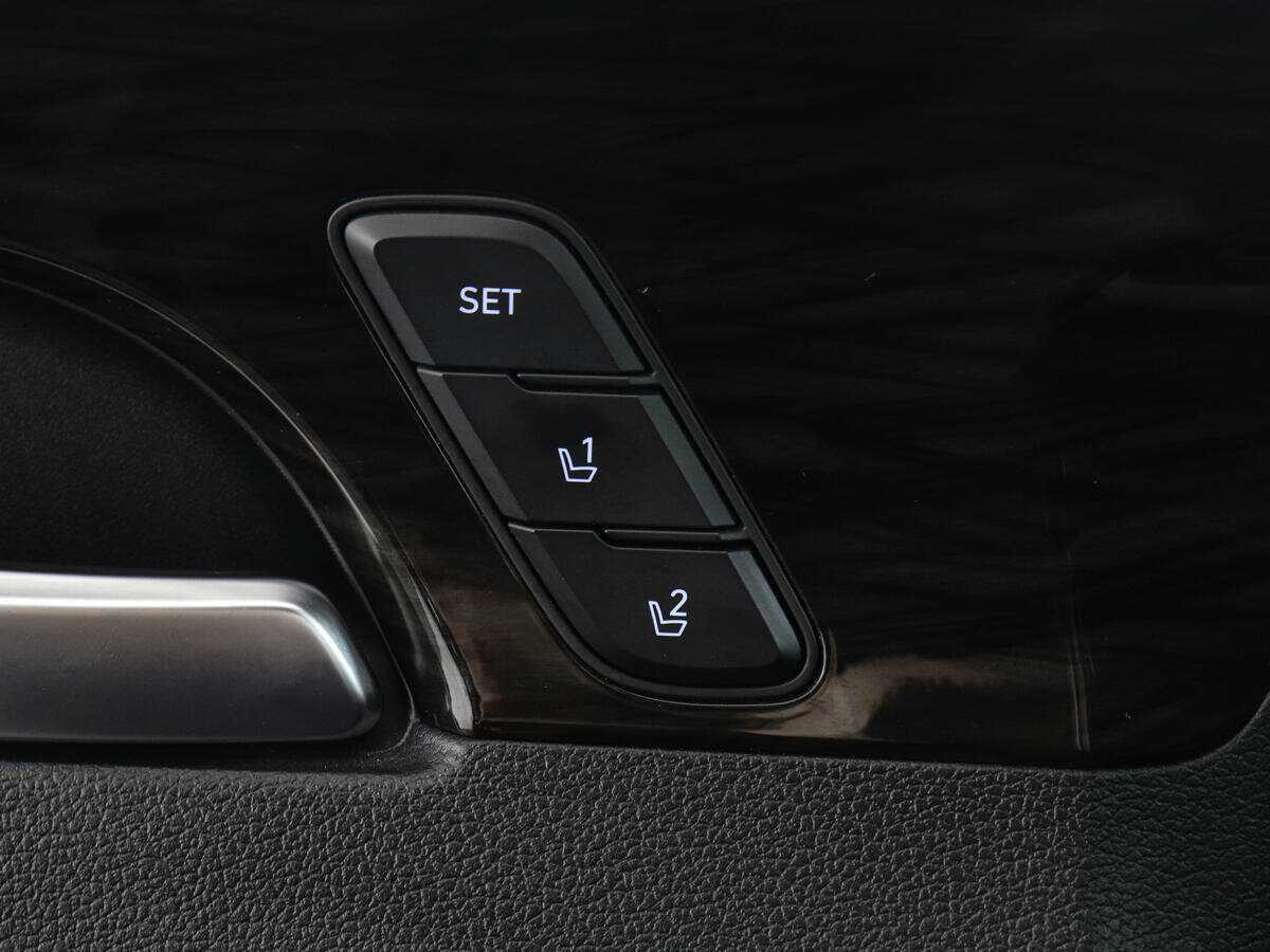 Hyundai Santa Fe с пробегом — 2018 год. Фото: #16