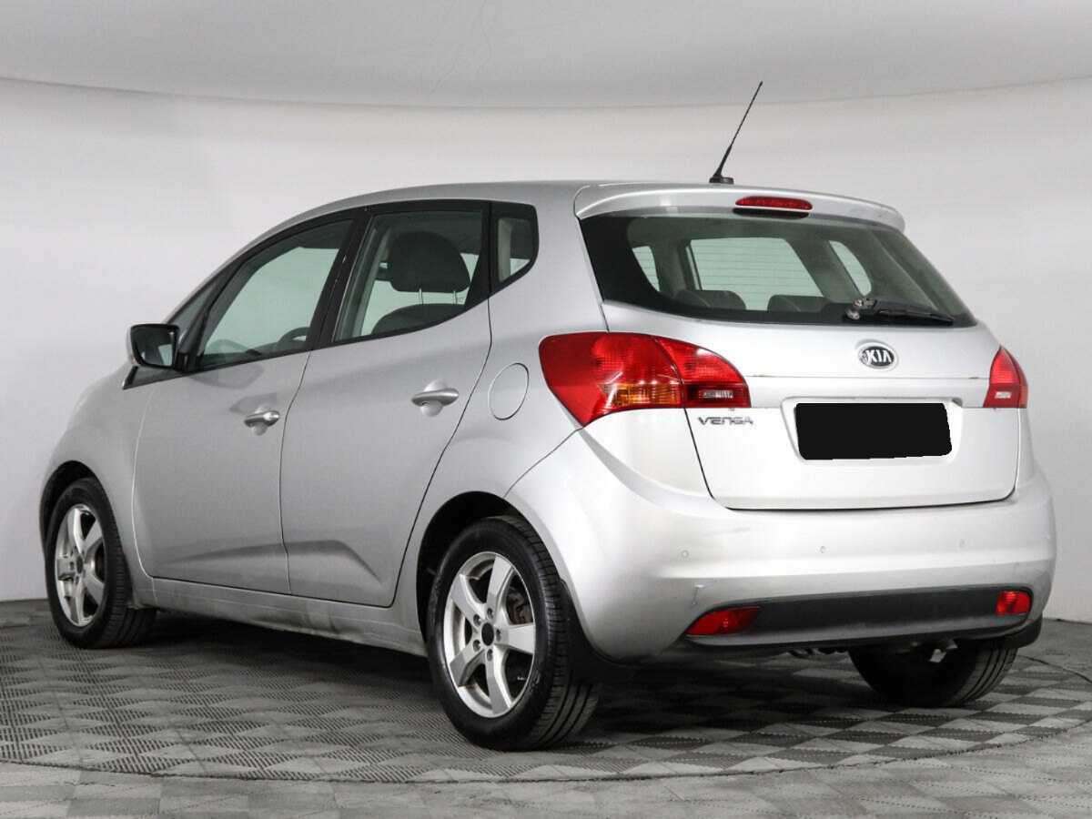 Kia Venga с пробегом — 2013 год. Фото: #6