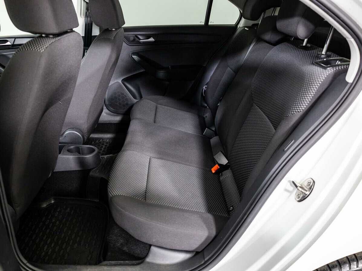 Volkswagen Polo с пробегом — 2020 год. Фото: #7