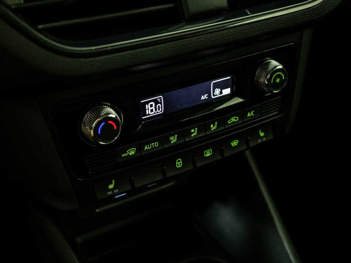 Skoda Rapid с пробегом — 2020 год. Фото: #15