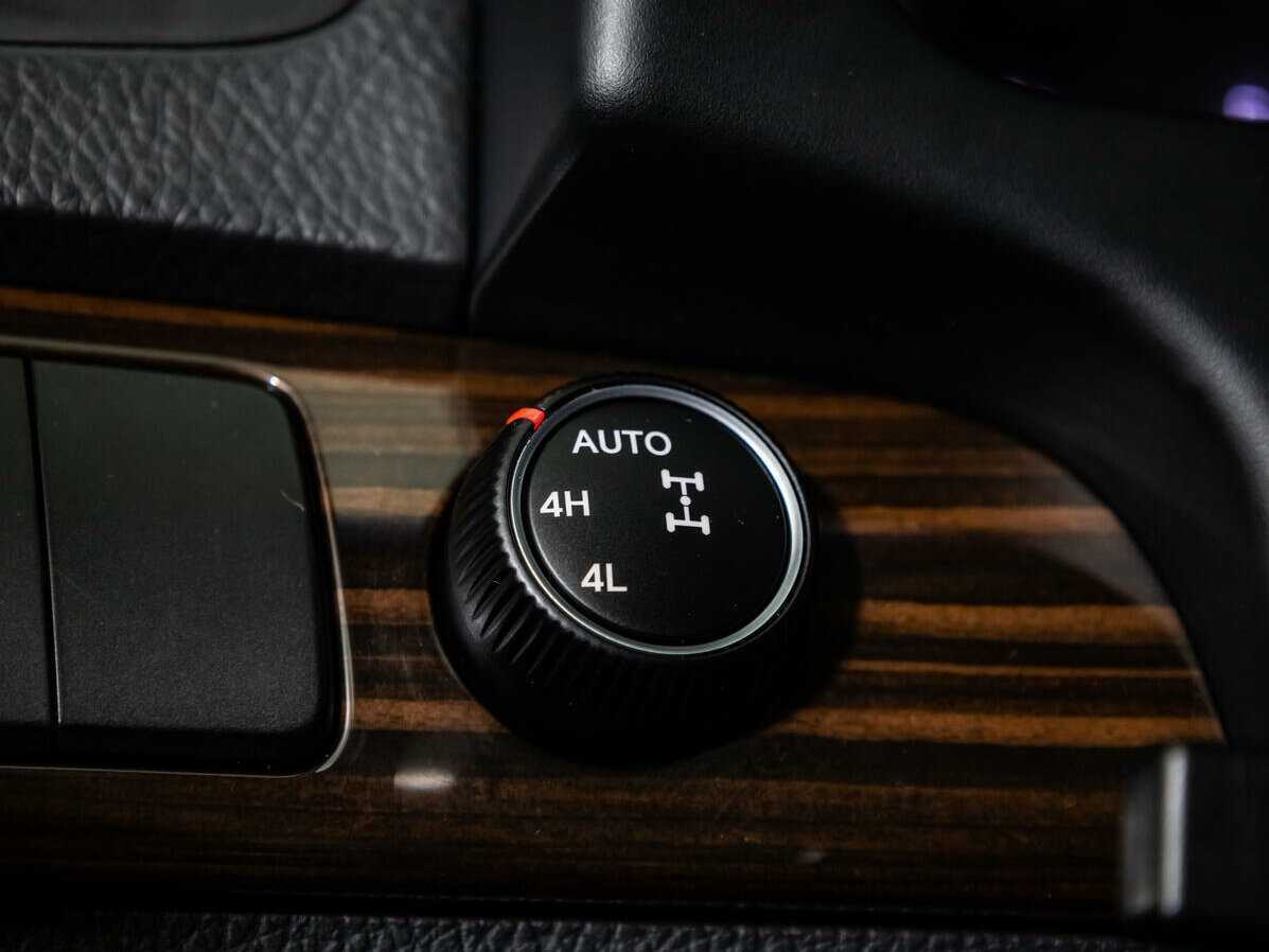 Kia Mohave с пробегом — 2017 год. Фото: #14