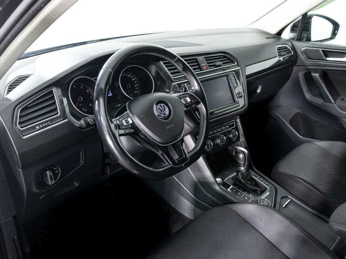 Volkswagen Tiguan с пробегом — 2017 год. Фото: #10