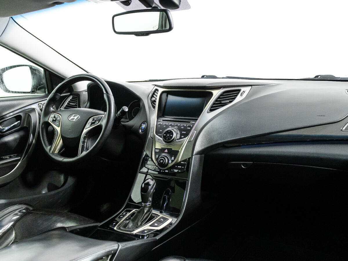Hyundai Grandeur с пробегом — 2013 год. Фото: #8