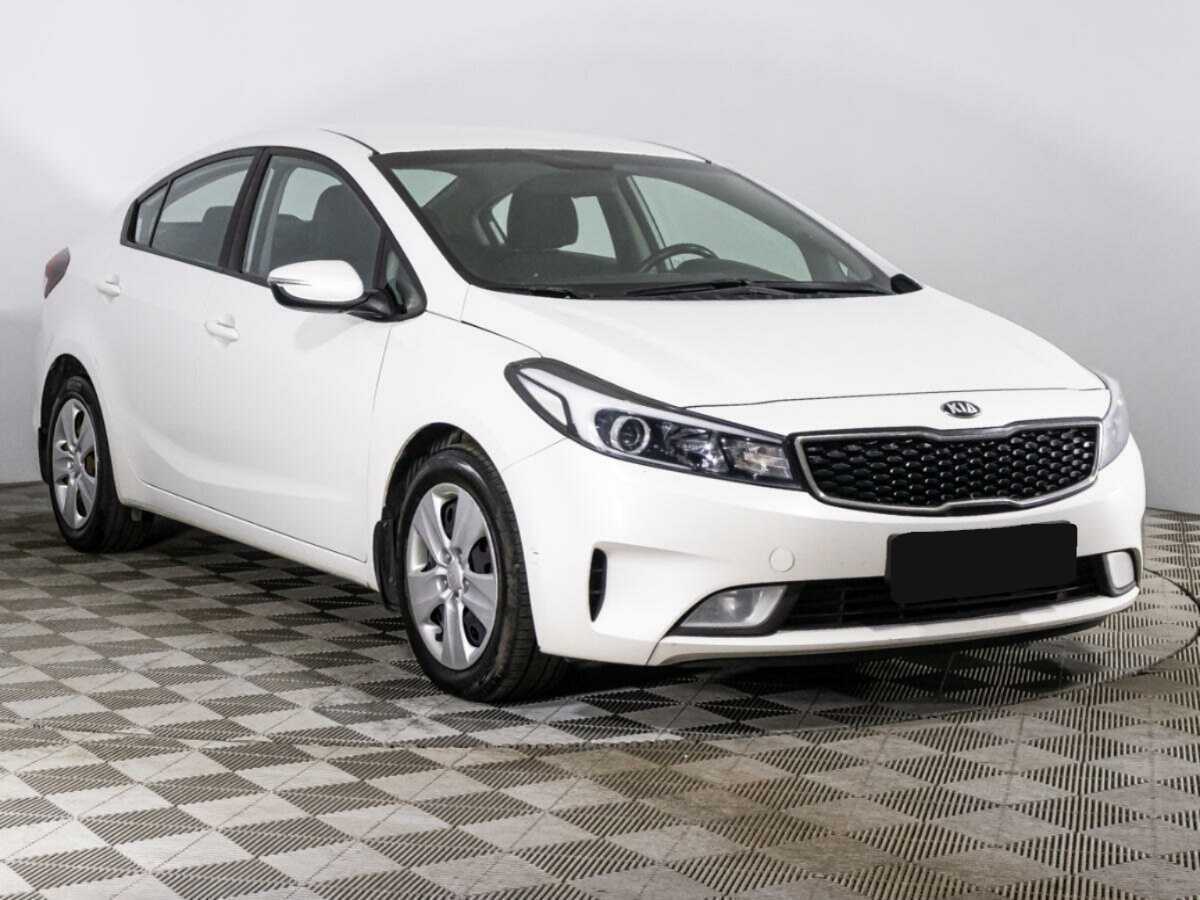 Kia Cerato с пробегом — 2017 год. Фото: #2