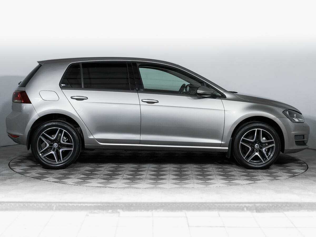 Volkswagen Golf с пробегом — 2013 год. Фото: #3