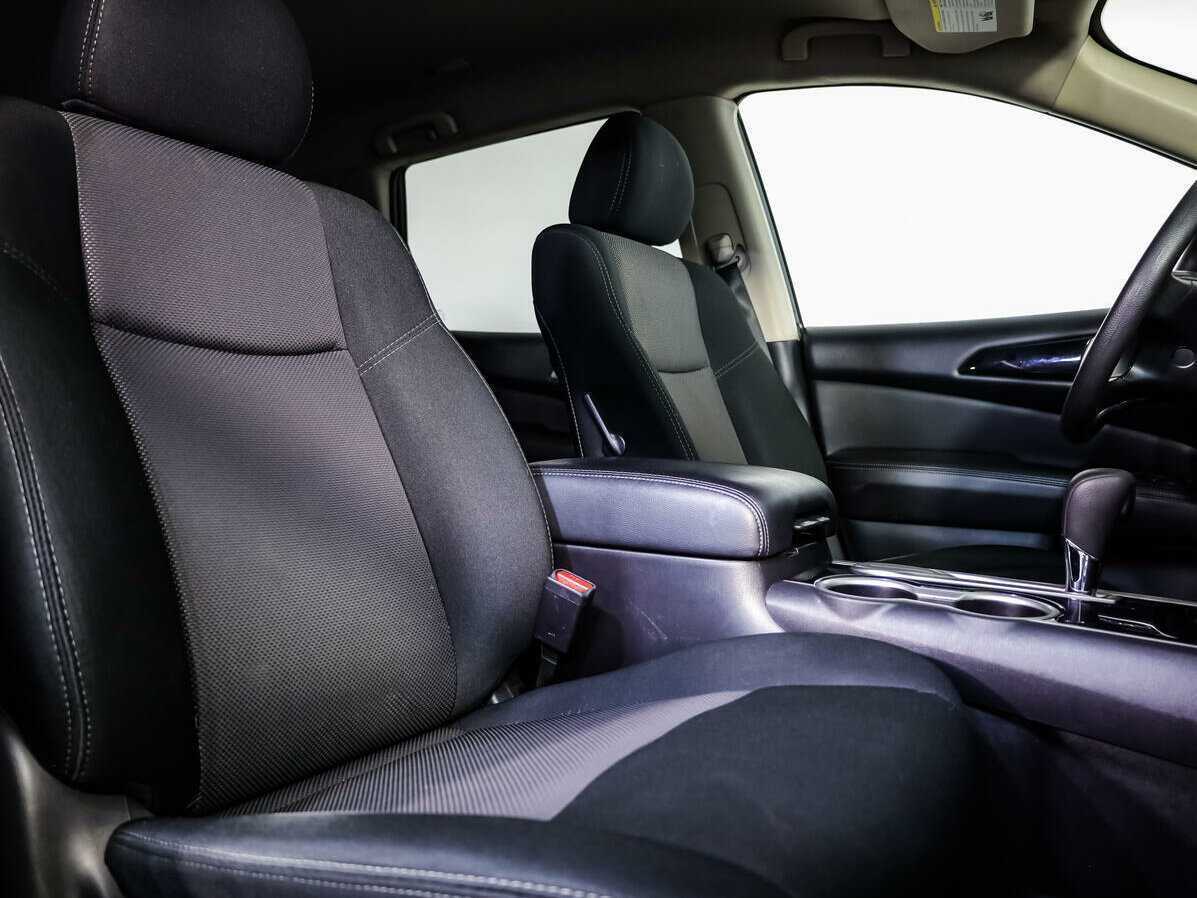 Nissan Pathfinder с пробегом — 2020 год. Фото: #10