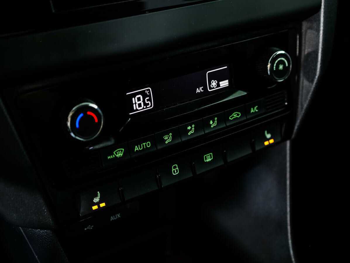 Skoda Rapid с пробегом — 2017 год. Фото: #13