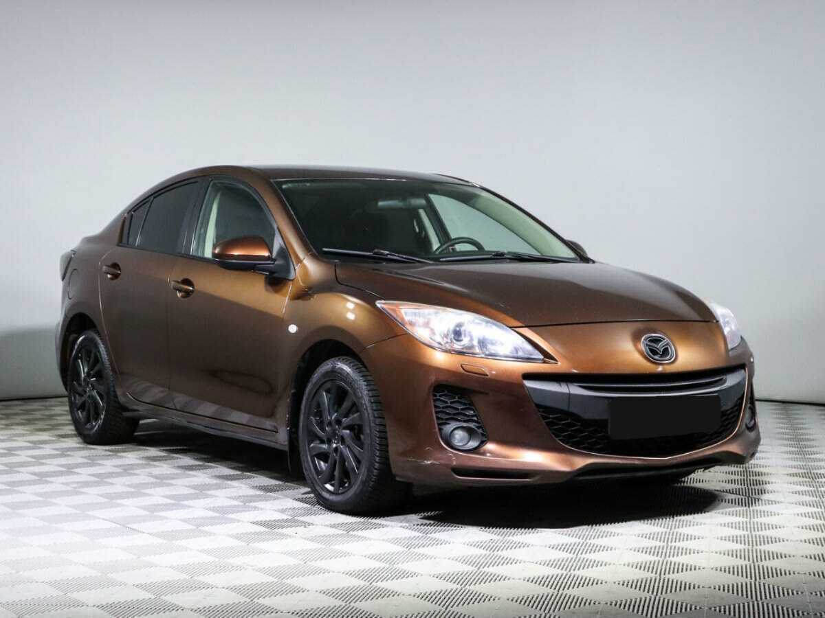 Mazda 3 с пробегом — 2012 год. Фото: #2